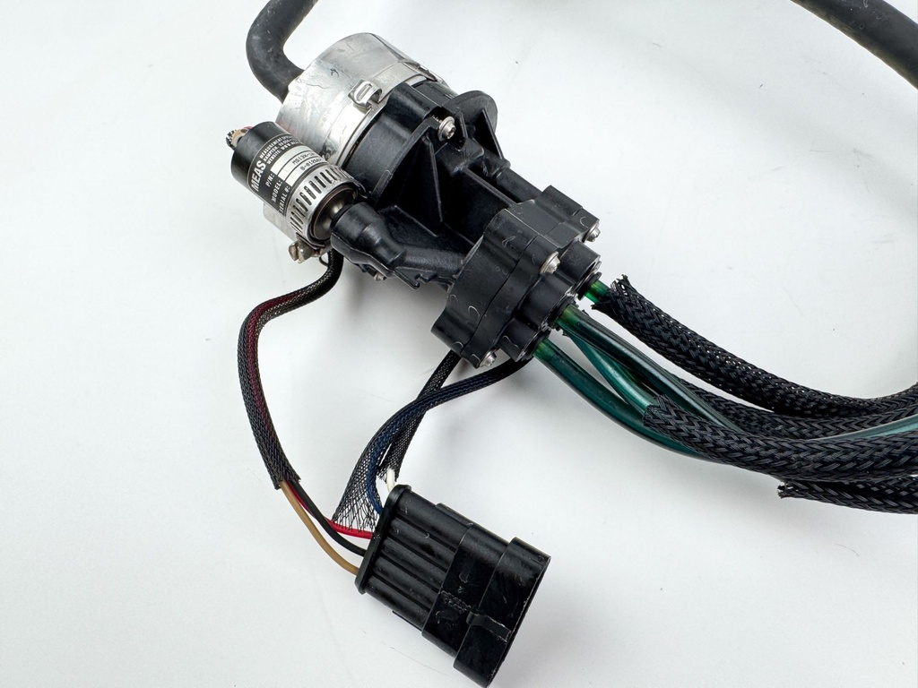 2008 Evinrude 115HP 2 Stroke Etec Outboard Oil Pump 5007232 OEM