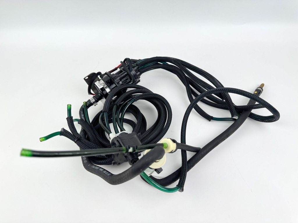 2008 Evinrude 115HP 2 Stroke Etec Outboard Oil Pump 5007232 OEM