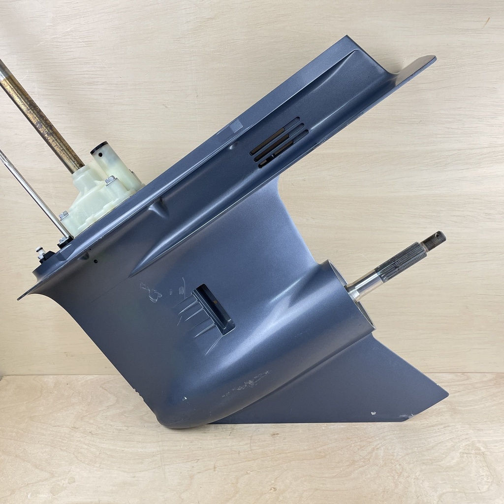 2009 Yamaha 150HP 4 Stroke Outboard 25" Lower Unit Gear Case RH 63P-45300-17-8D