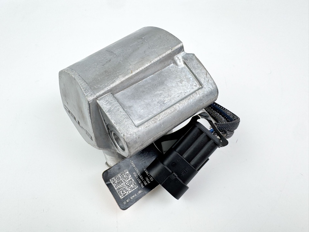 2008 Evinrude 115HP 2 Stroke Etec Outboard Port Side Fuel Injector 5007585 OEM