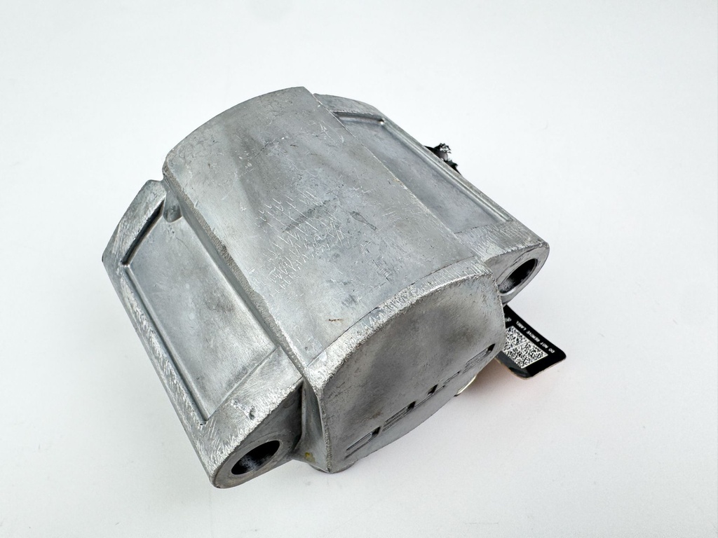 2008 Evinrude 115HP 2 Stroke Etec Outboard Port Side Fuel Injector 5007585 OEM