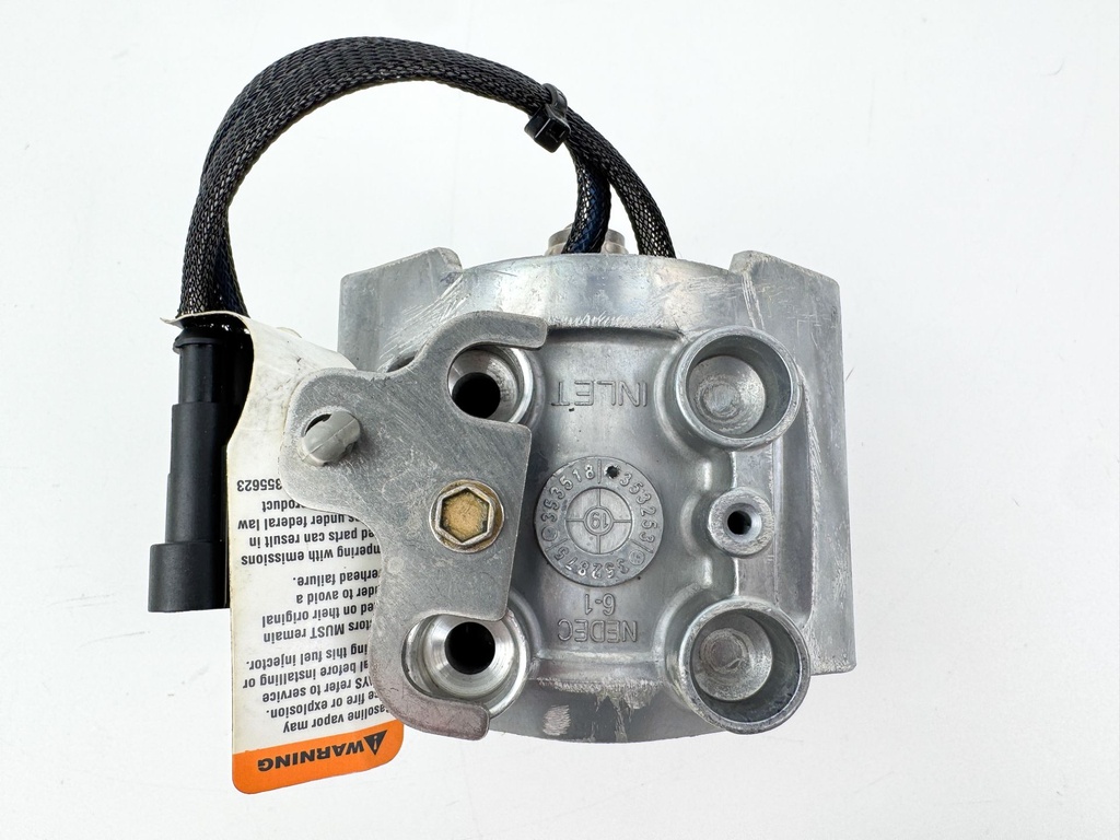 2008 Evinrude 115HP 2 Stroke Etec Outboard Port Side Fuel Injector 5007585 OEM