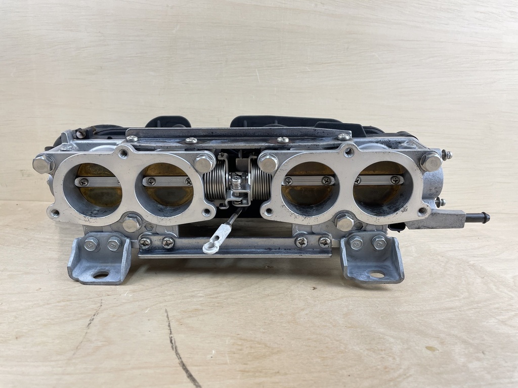 2009 Yamaha 150HP Air Intake Manifold Assembly With Throttle Body 63P-13641-00-00