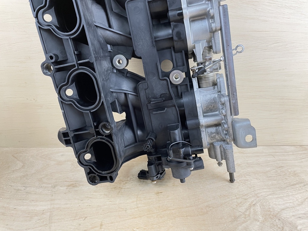 2009 Yamaha 150HP Air Intake Manifold Assembly With Throttle Body 63P-13641-00-00