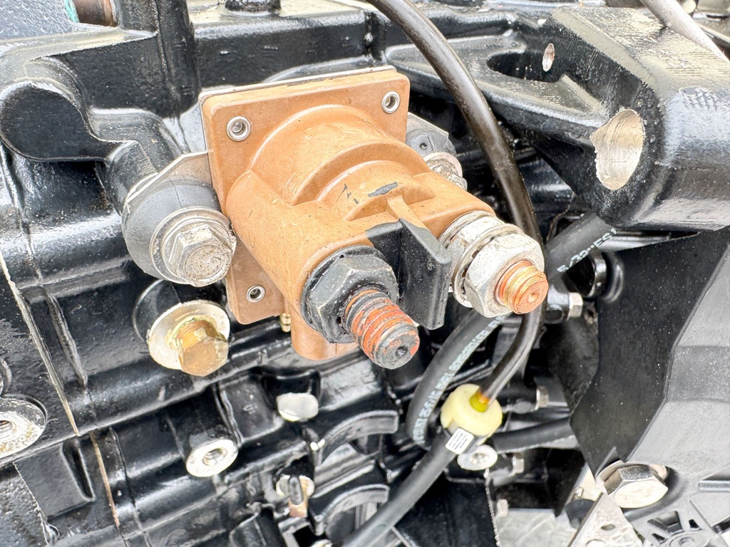 2008 Evinrude 115HP 2 Stroke Etec Outboard Powerhead 5007435 OEM