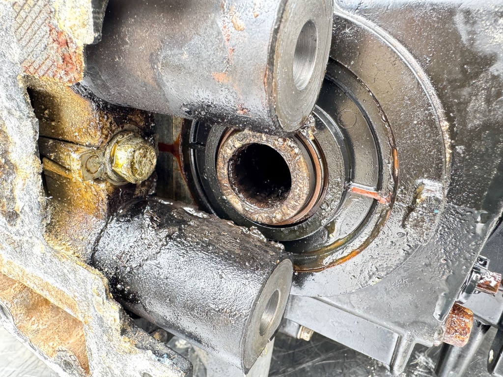 2008 Evinrude 115HP 2 Stroke Etec Outboard Powerhead 5007435 OEM