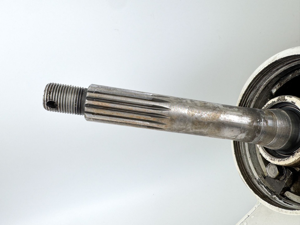 2008 Evinrude 115HP 2 Stroke Etec Outboard XL 25" Lower Unit Gear Case 5007023 OEM