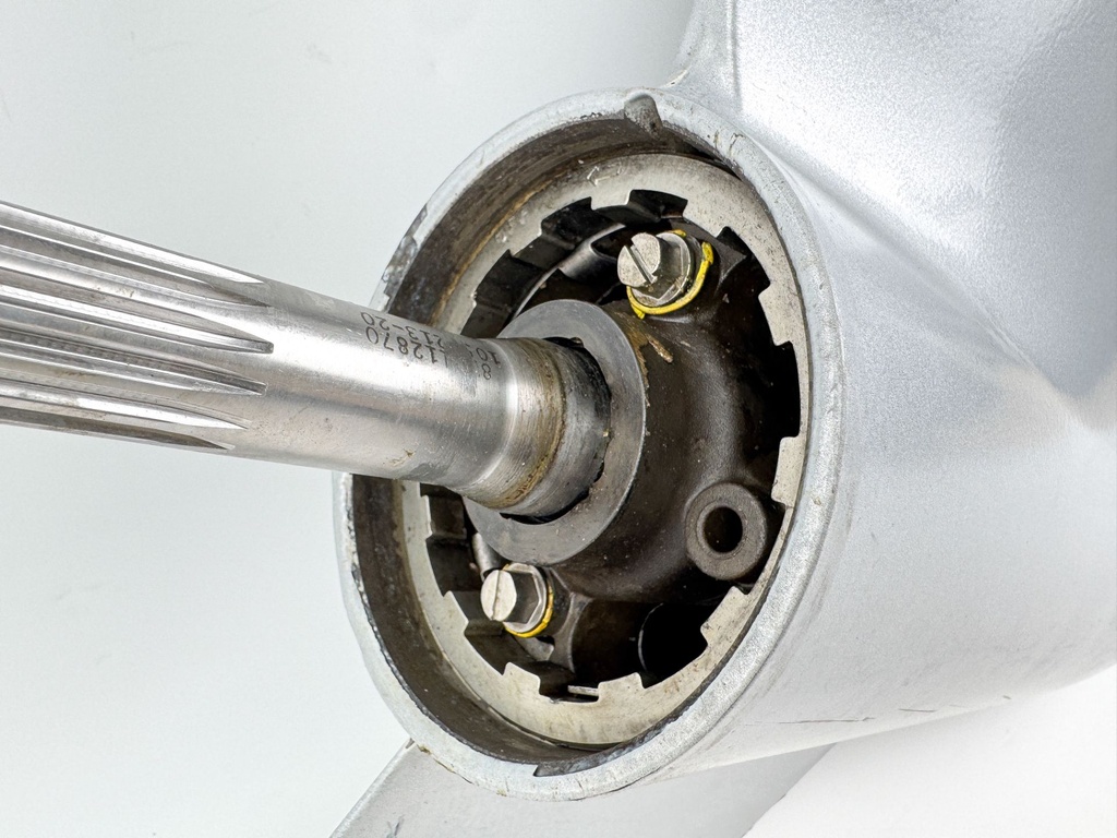 Mercury 175 200 225 HP V6 25" XL Lower Unit Gear Case 8M0142298 Counter LH