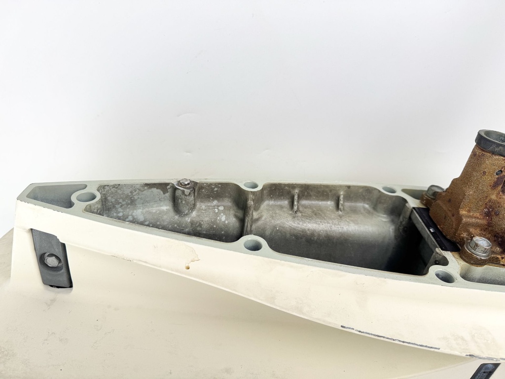 2002-2011 Suzuki DF140 140HP 4 Stroke Outboard 20" Lower Unit Gear Case