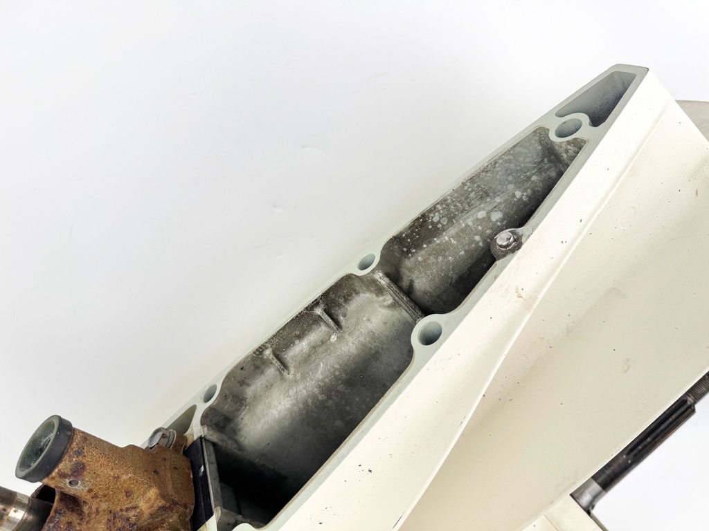 2002-2011 Suzuki DF140 140HP 4 Stroke Outboard 20" Lower Unit Gear Case