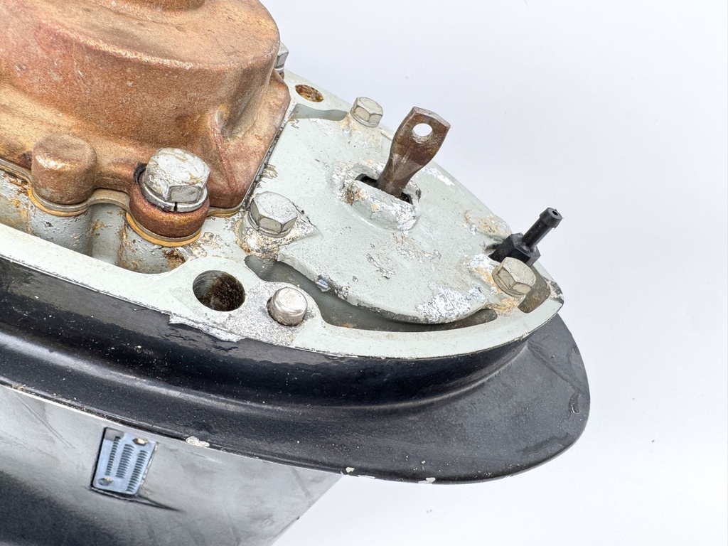 1998 - 2009 Suzuki DF 60 70 HP 20" Long Lower Unit Gear Case OEM