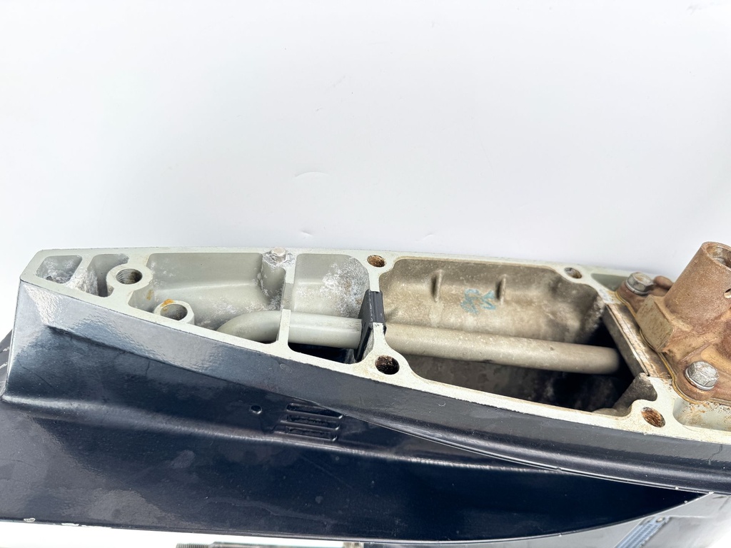 1998 - 2009 Suzuki DF 60 70 HP 20" Long Lower Unit Gear Case OEM