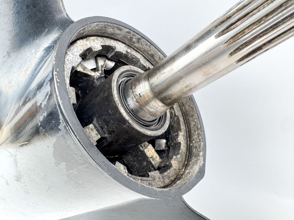 Mercury 200 225 250 HP 2 Stroke Optimax 3.0L L 20" Lower Unit Gear Case 859399T13