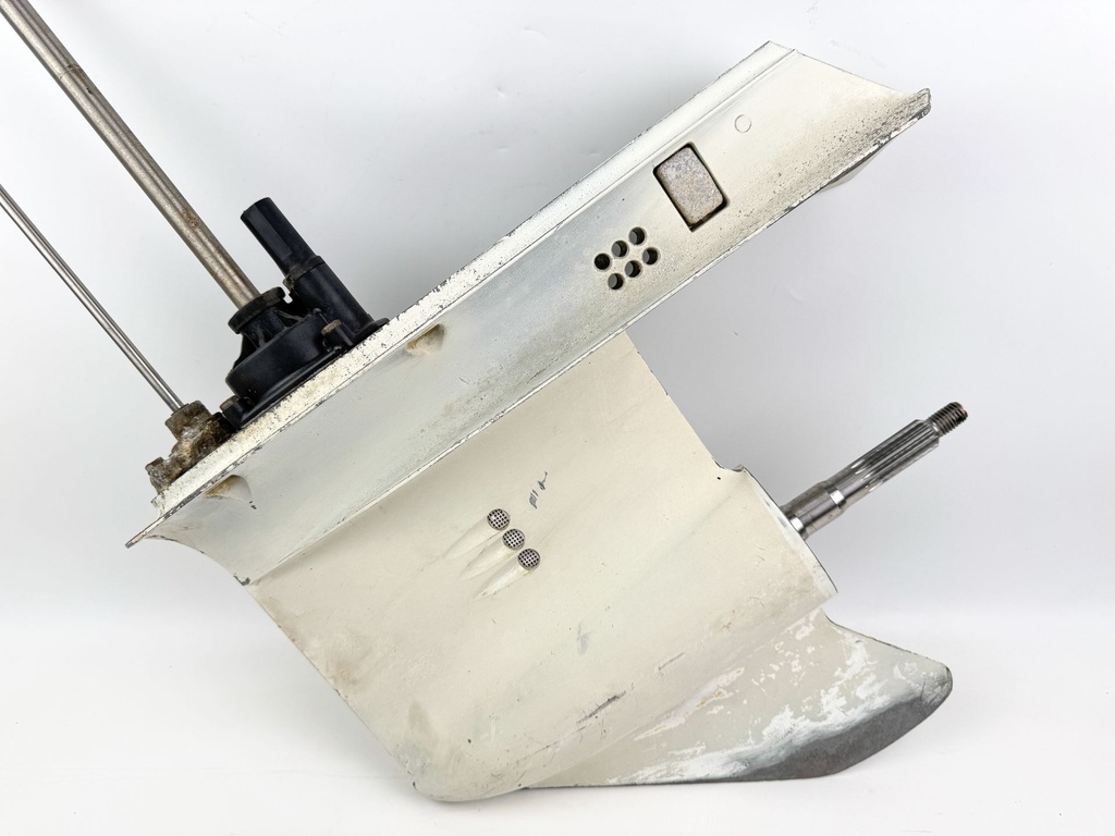 Johnson Evinrude 60 65 70 HP Outboard 2 Stroke 20" Lower Unit Gear Case