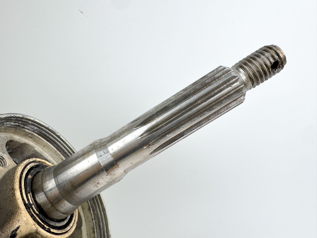 Johnson Evinrude 60 65 70 HP Outboard 2 Stroke 20" Lower Unit Gear Case