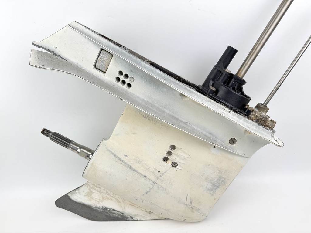 Johnson Evinrude 60 65 70 HP Outboard 2 Stroke 20" Lower Unit Gear Case