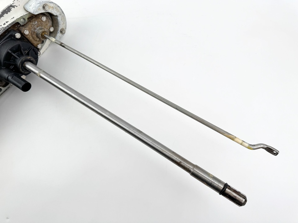 Johnson Evinrude 60 65 70 HP Outboard 2 Stroke 20" Lower Unit Gear Case