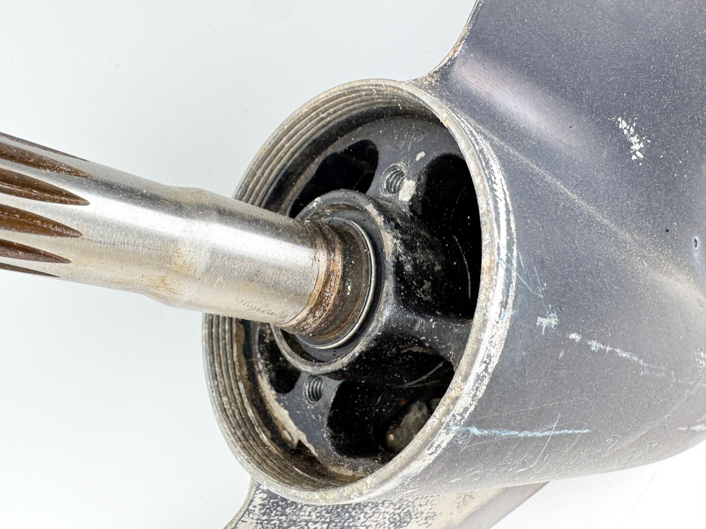 60 65 70 HP Outboard 2 Stroke 20" Lower Unit Gear Case Johnson Evinrude