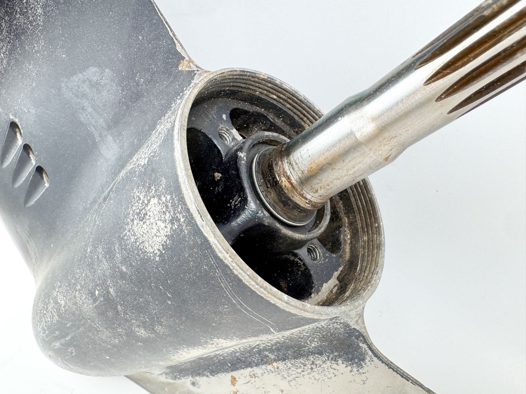 60 65 70 HP Outboard 2 Stroke 20" Lower Unit Gear Case Johnson Evinrude