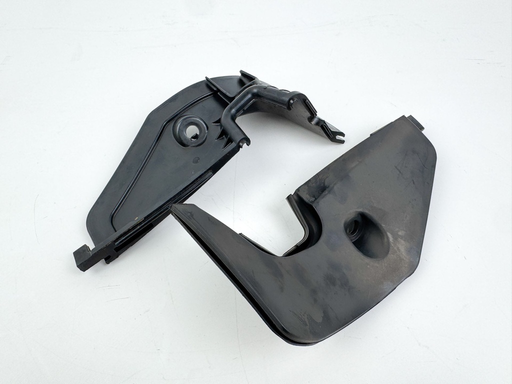 2020 Mercury 250 HP 4 Stroke Outboard Top Cowling Latch Handle Assembly