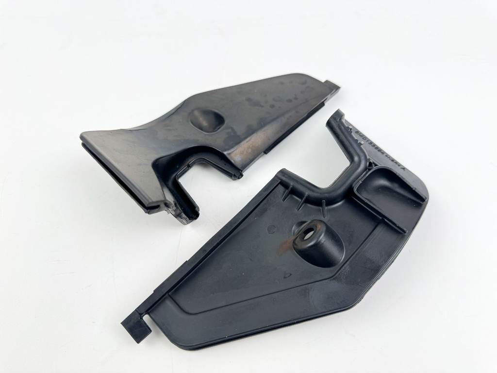 2020 Mercury 250 HP 4 Stroke Outboard Top Cowling Latch Handle Assembly