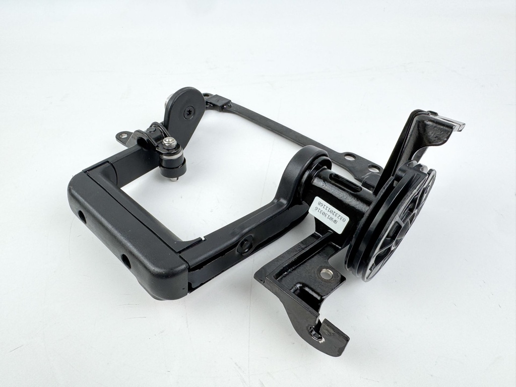 2020 Mercury 250 HP 4 Stroke Outboard Top Cowling Latch Handle Assembly