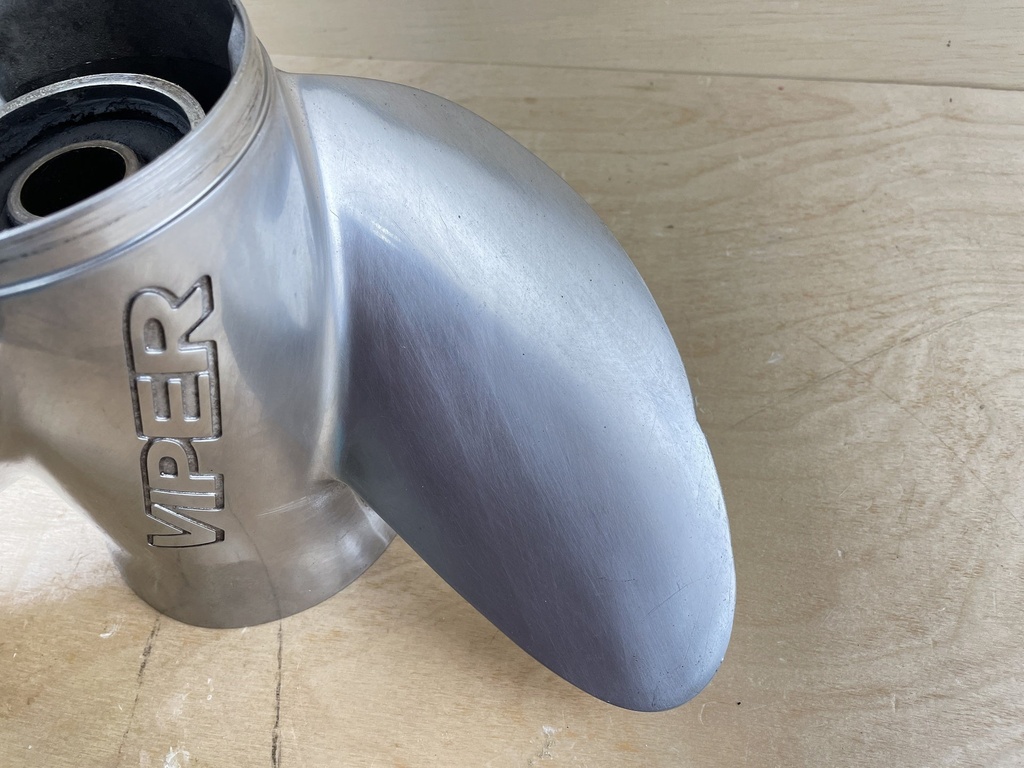 Evinrude Johnson Viper Stainless Steel Prop Propeller 176628 14 3/4" x 21P Standard RH