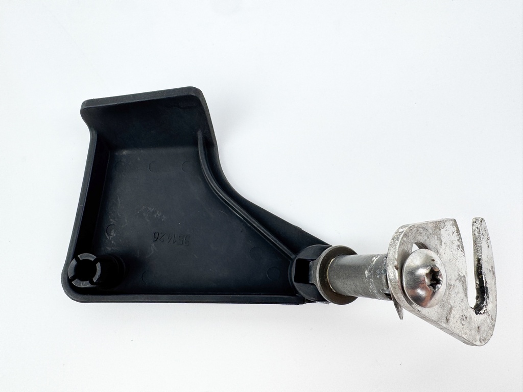 2007 Evinrude 250 HP 2 Stroke Outboard Port Latch Handle 5005707 OEM