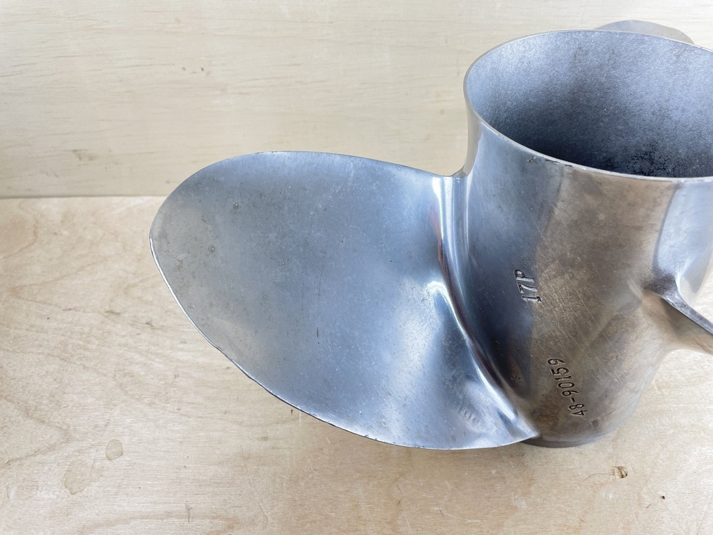 Mercury Mirage Plus Stainless Steel Prop 48-90159 15 1/2 x 17P Counter LH