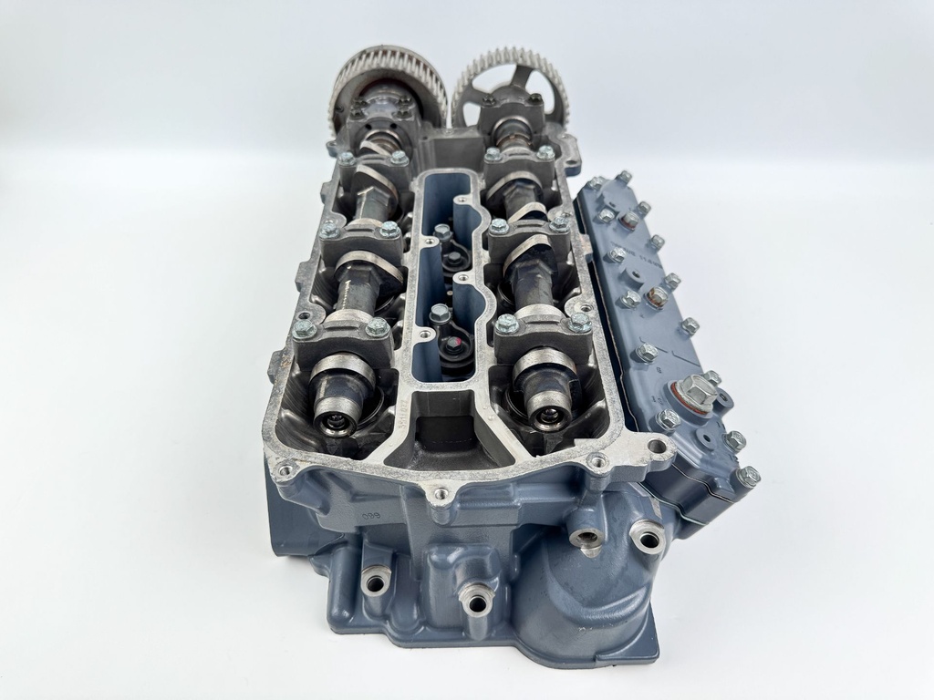 2005 Yamaha 250 HP 4 Stroke Outboard Port Cylinder Head 6P2-W009C-00-1S OEM