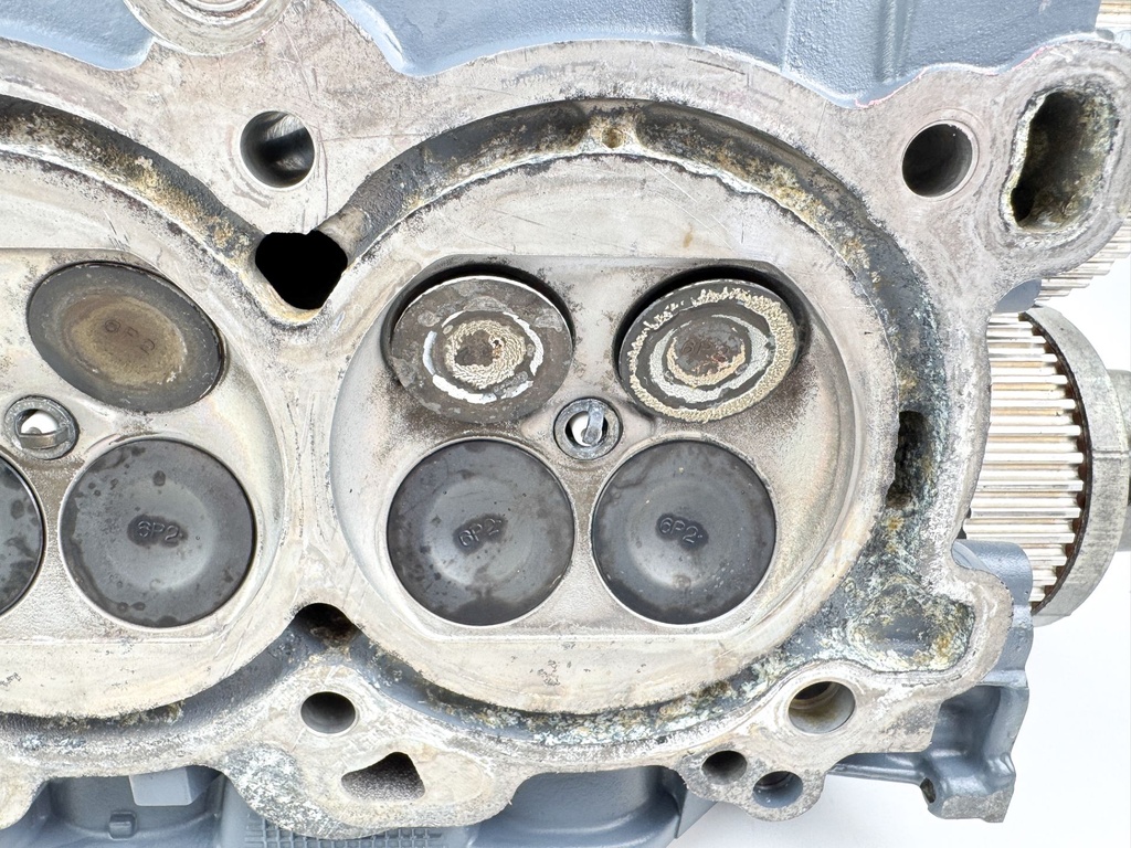 2005 Yamaha 250 HP 4 Stroke Outboard Port Cylinder Head 6P2-W009C-00-1S OEM