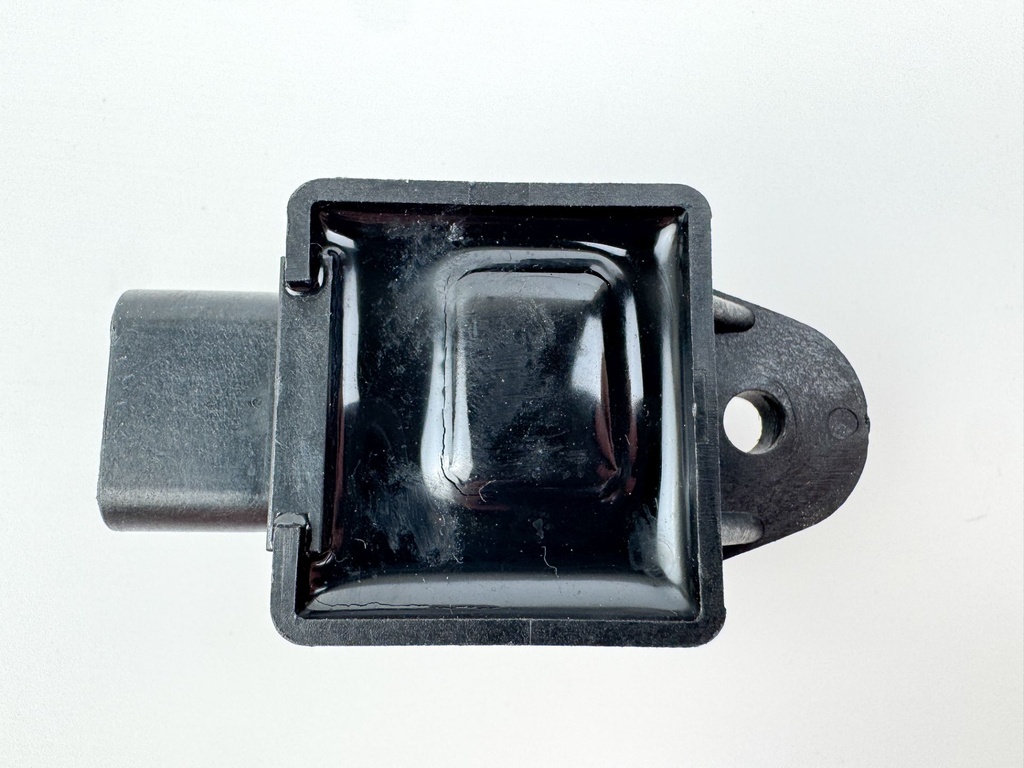 2004 Yamaha 225 HP 4 Stroke Outboard Relay Assembly 68V-81950-00-00 OEM