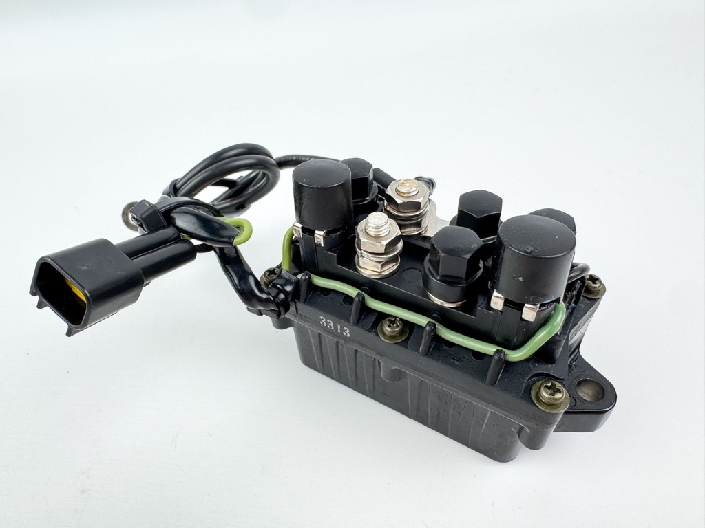 2004 Yamaha 225 HP 4 Stroke Outboard Trim Tilt Relay 69J-81950-11-00 OEM