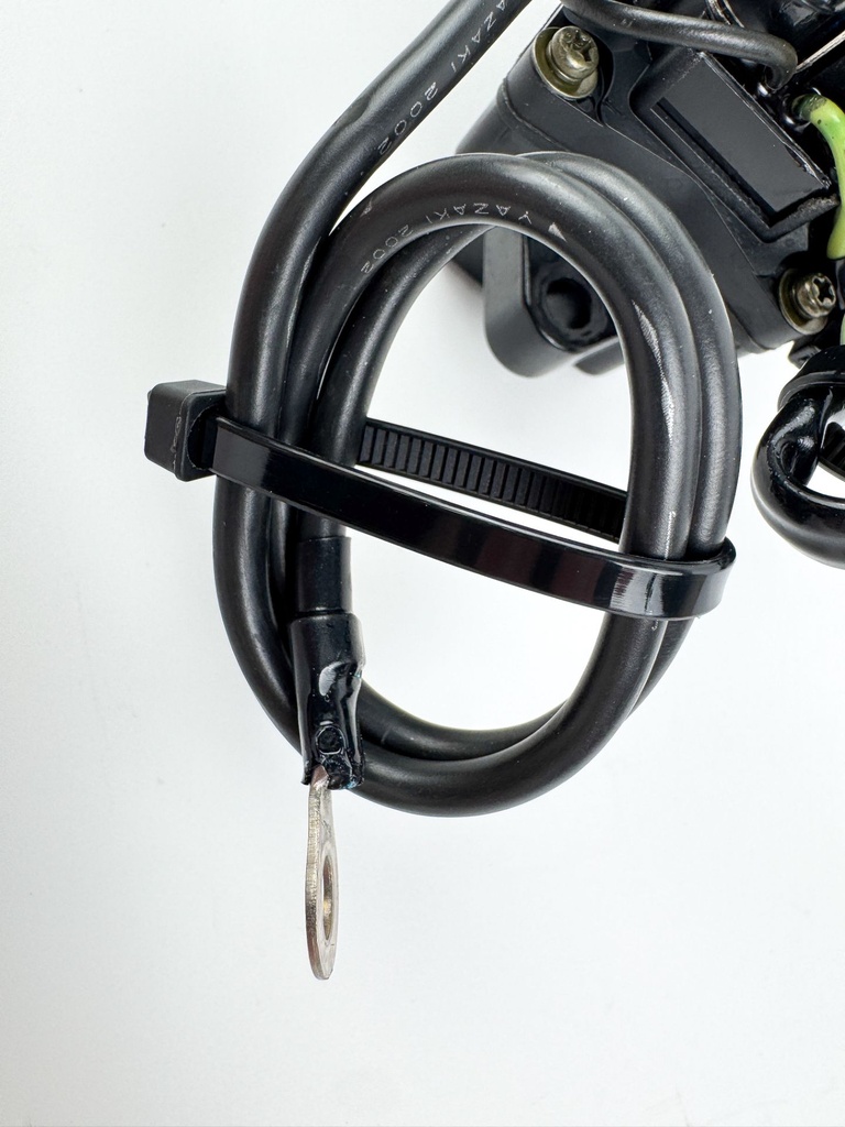 2004 Yamaha 225 HP 4 Stroke Outboard Trim Tilt Relay 69J-81950-11-00 OEM