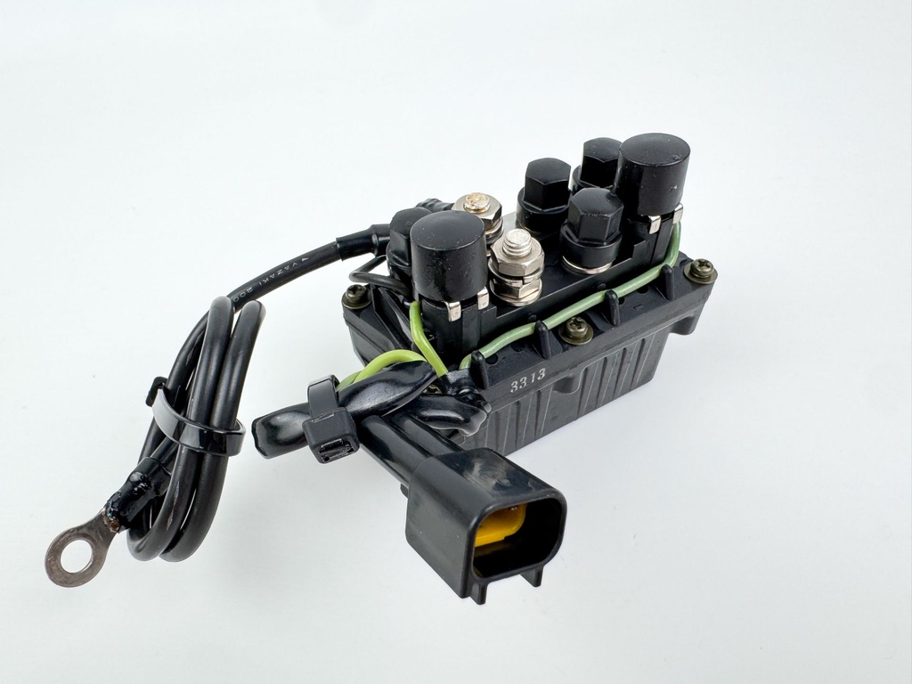 2004 Yamaha 225 HP 4 Stroke Outboard Trim Tilt Relay 69J-81950-11-00 OEM