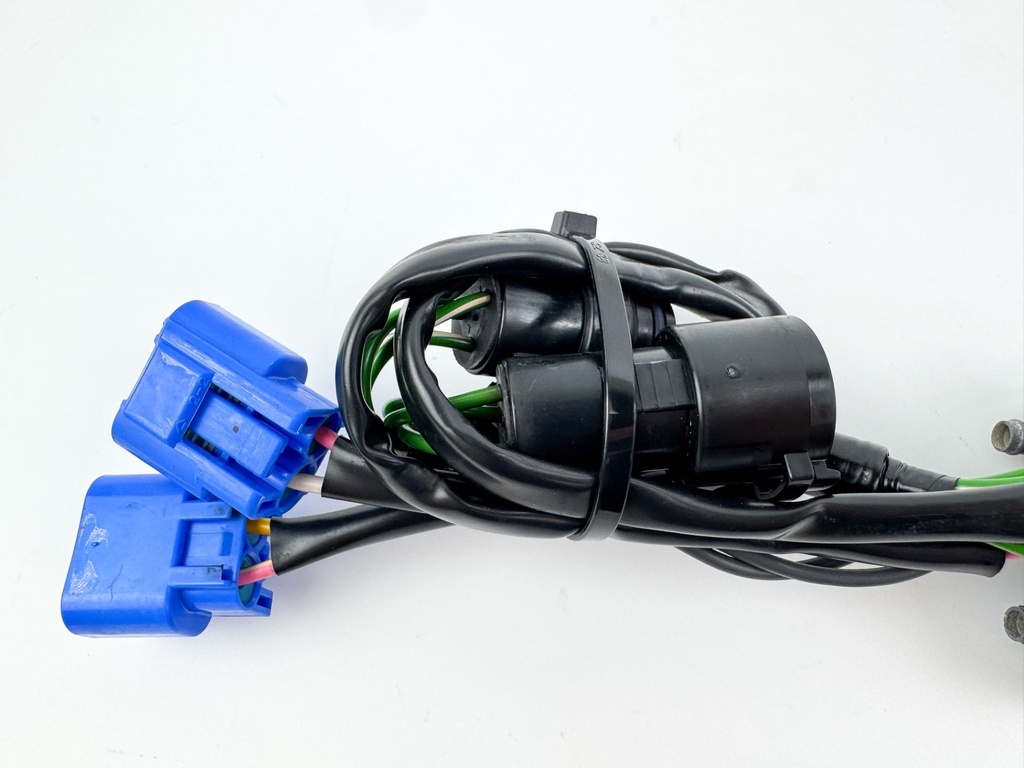 2004 Yamaha 225 HP 4 Stroke Outboard Rectifier & Regulator 69J-81960-11-00 OEM