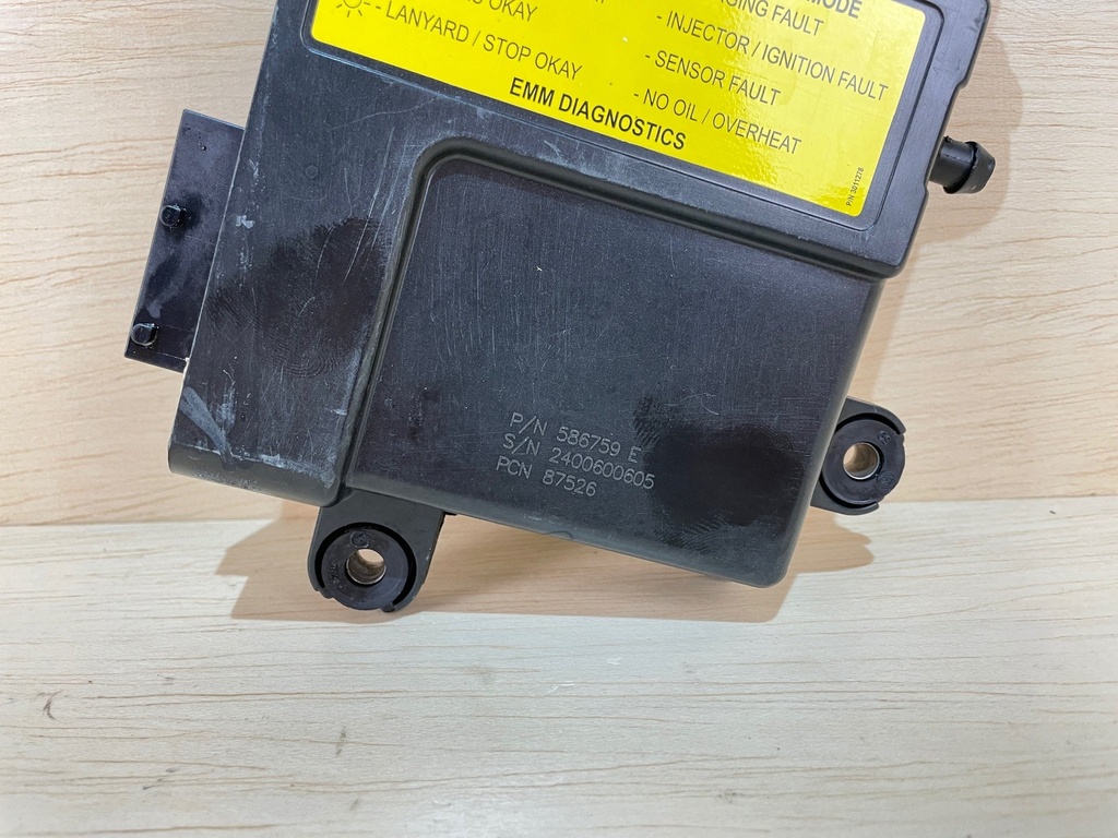 2006 Evinrude Etec Outboard Engine EMM Computer 586759 - For Parts