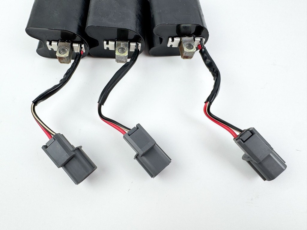 2004 Yamaha 225 HP 4 Stroke Outboard Ignition Coil Set 69J-82310-00-00 OEM