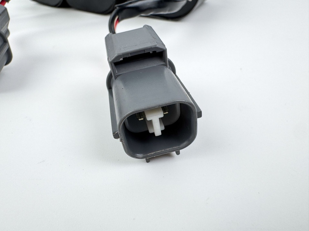 2004 Yamaha 225 HP 4 Stroke Outboard Ignition Coil Set 69J-82310-00-00 OEM