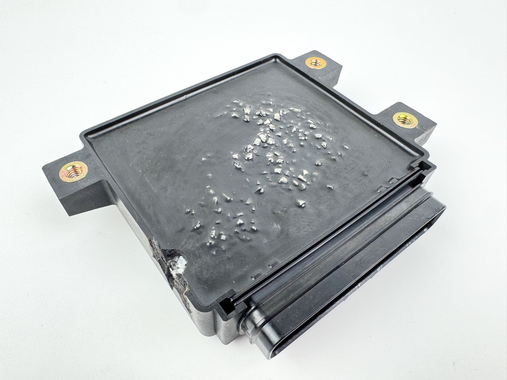 2004 Yamaha 225 HP 4 Stroke Outboard ECU Engine Control Unit 69J-8591A-10-00 OEM