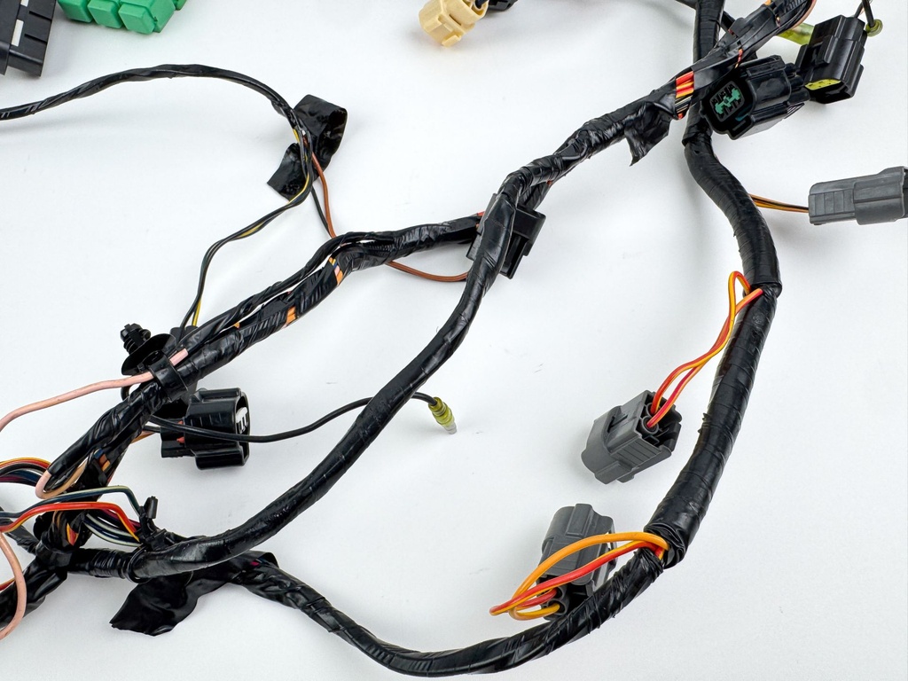 2004 Yamaha 225 HP 4 Stroke Outboard Engine Wire Harness 69J-82590-40-00 OEM