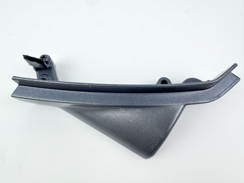 2004 Yamaha 225 HP 4 Stroke Outboard Cable Cover Plate 69J-42738-01-5B OEM