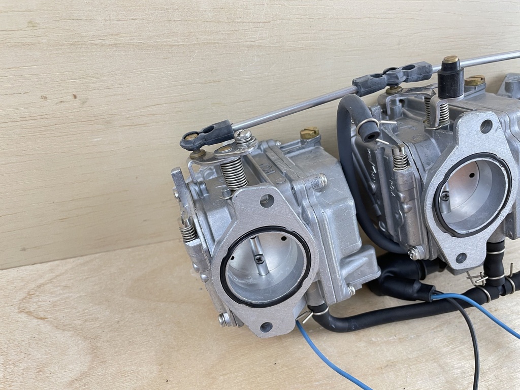 2003 Yamaha 90HP 2 Stroke Outboard Carburetor Set Top Bottom Middle