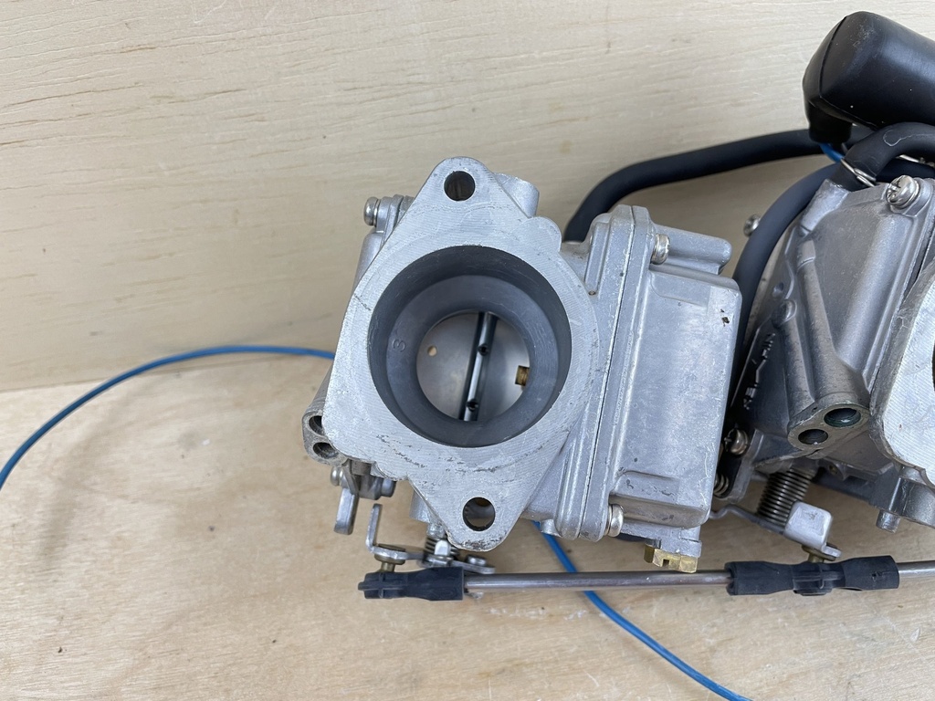 2003 Yamaha 90HP 2 Stroke Outboard Carburetor Set Top Bottom Middle