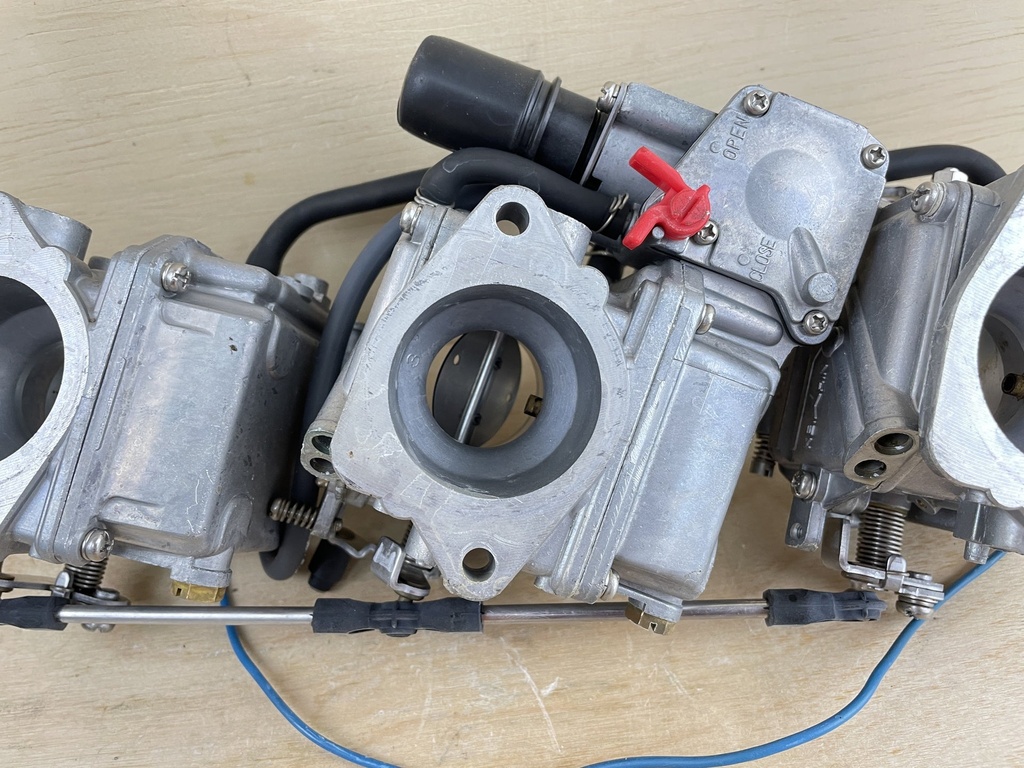 2003 Yamaha 90HP 2 Stroke Outboard Carburetor Set Top Bottom Middle