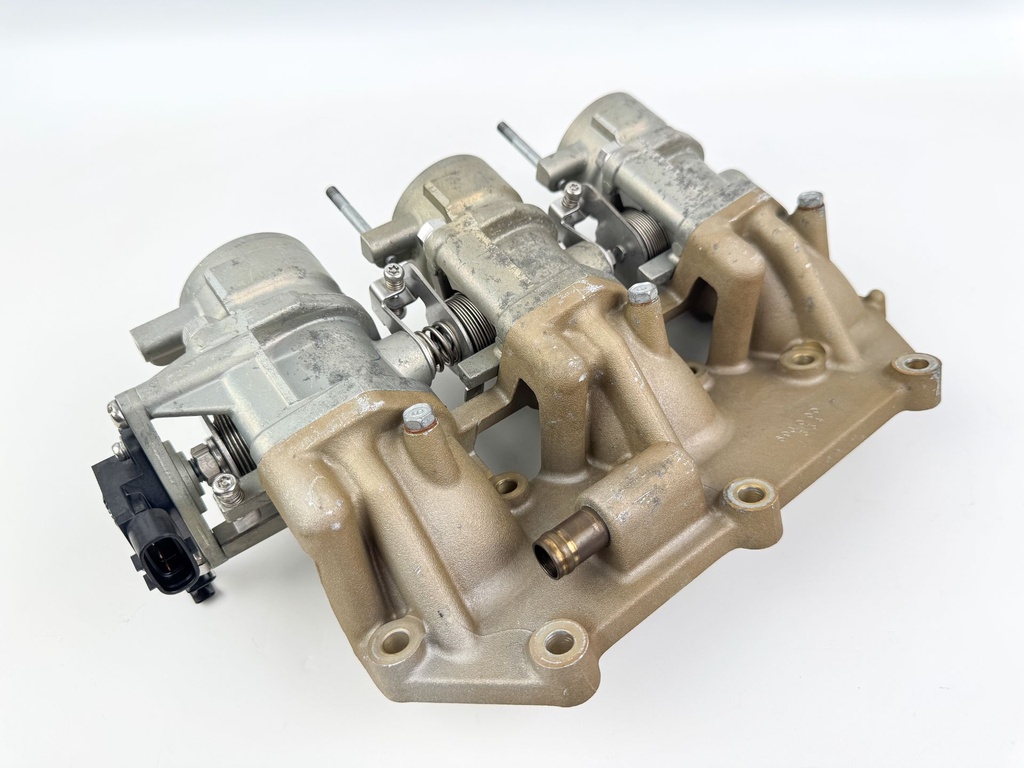 2004 Yamaha 225 HP 4 Stroke Outboard Throttle Body Assembly 69J-13751-00-00 OEM