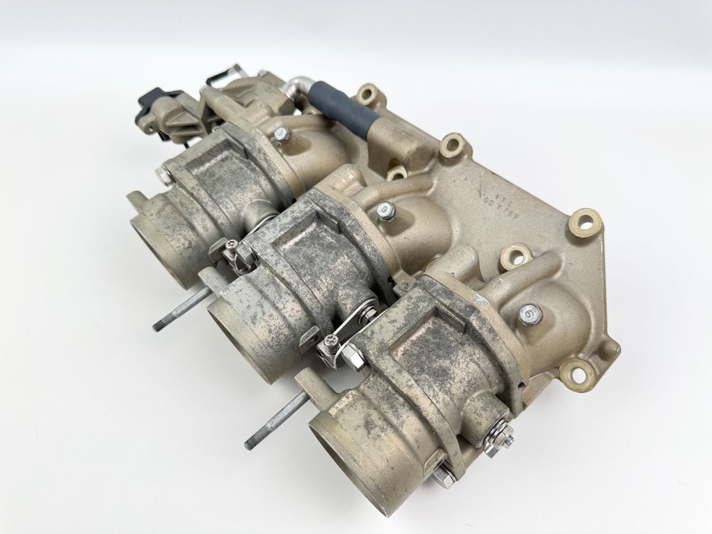 2004 Yamaha 225 HP 4 Stroke Outboard Throttle Body Assembly 69J-13751-00-00 OEM