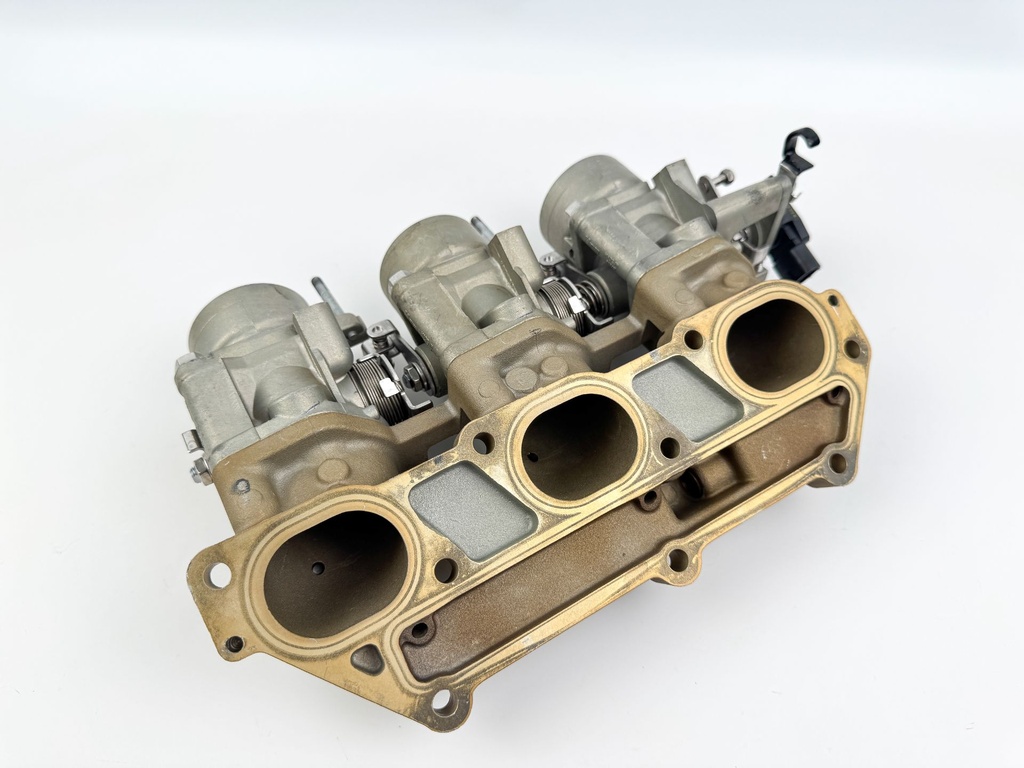 2004 Yamaha 225 HP 4 Stroke Outboard Throttle Body Assembly 69J-13751-00-00 OEM