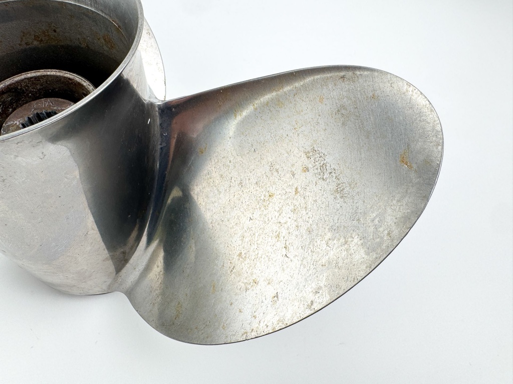 Yamaha Outboard 3 Blade Stainless Steel Prop Propeller 14 7/8" X 21P RH