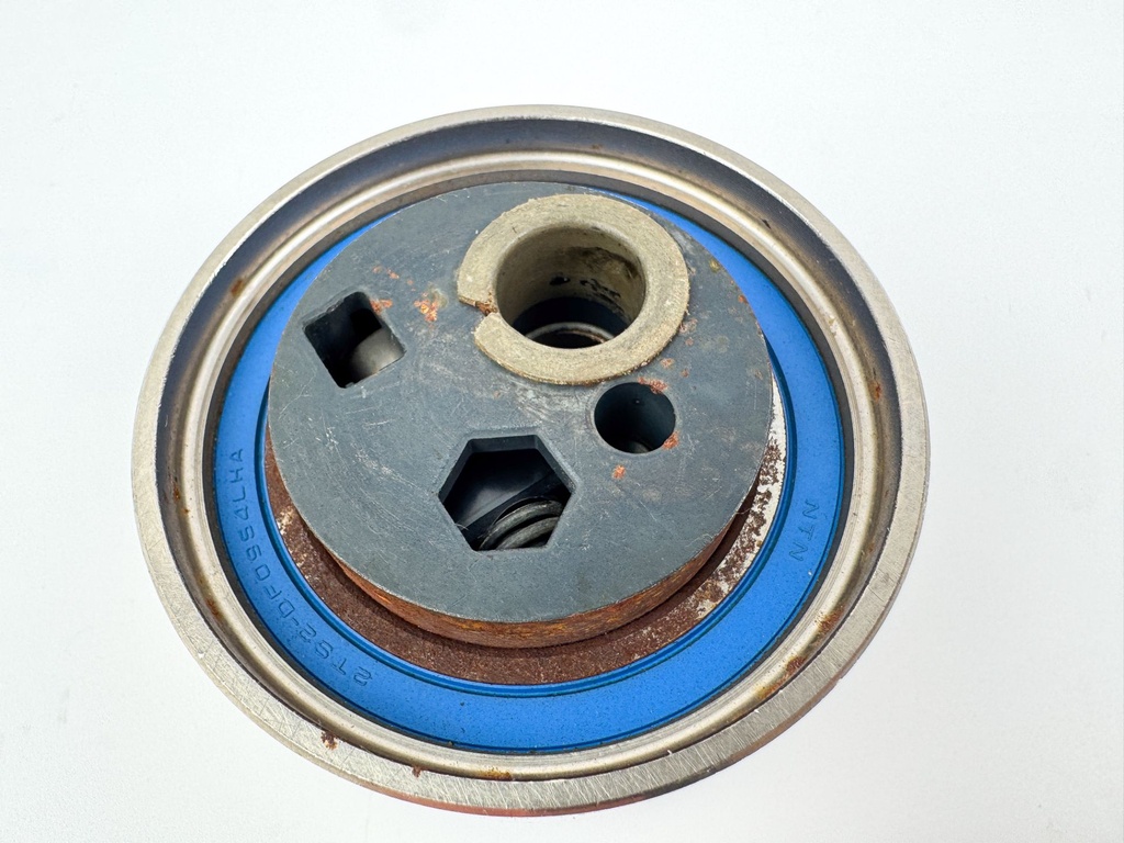 2013 Yamaha 250 HP 4 Stroke Outboard Belt Tensioner 6P2-11590-01-00 OEM